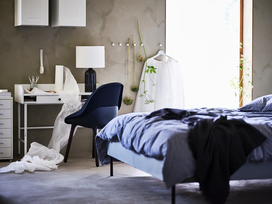 Tonvis Table Lamp